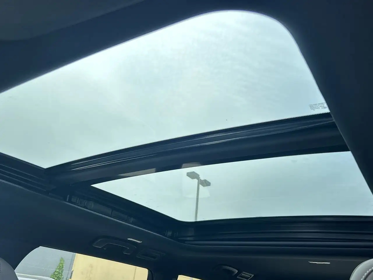 Nissan Armada снимка Nissan Armada