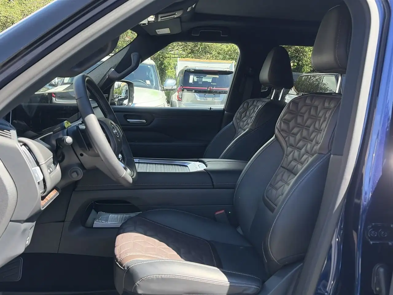Nissan Armada fotografie Nissan Armada
