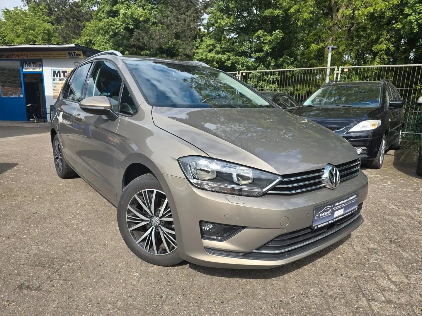 Volkswagen Golf Sportsvan VII Allstar BMT/Start-Stopp;Euro6 Gold - 1