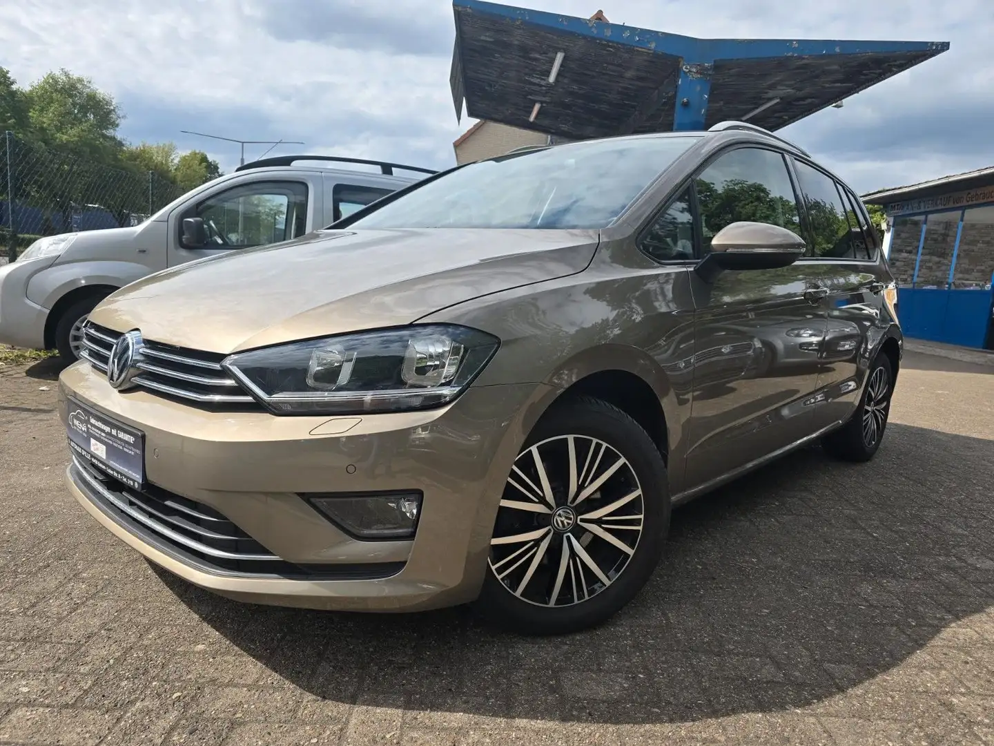 Volkswagen Golf Sportsvan VII Allstar BMT/Start-Stopp;Euro6 Gold - 2