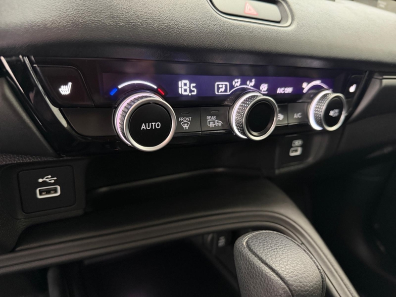 Honda HR-V 1.5 i-MMD Elegance *MIT ALLWETTER!* — photo 13