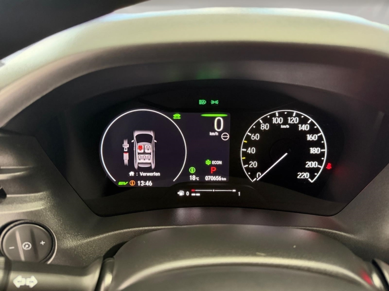 Honda HR-V 1.5 i-MMD Elegance *MIT ALLWETTER!* — photo 8