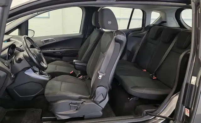 Ford B-Max view 11