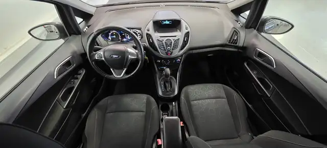 Ford B-Max view 8