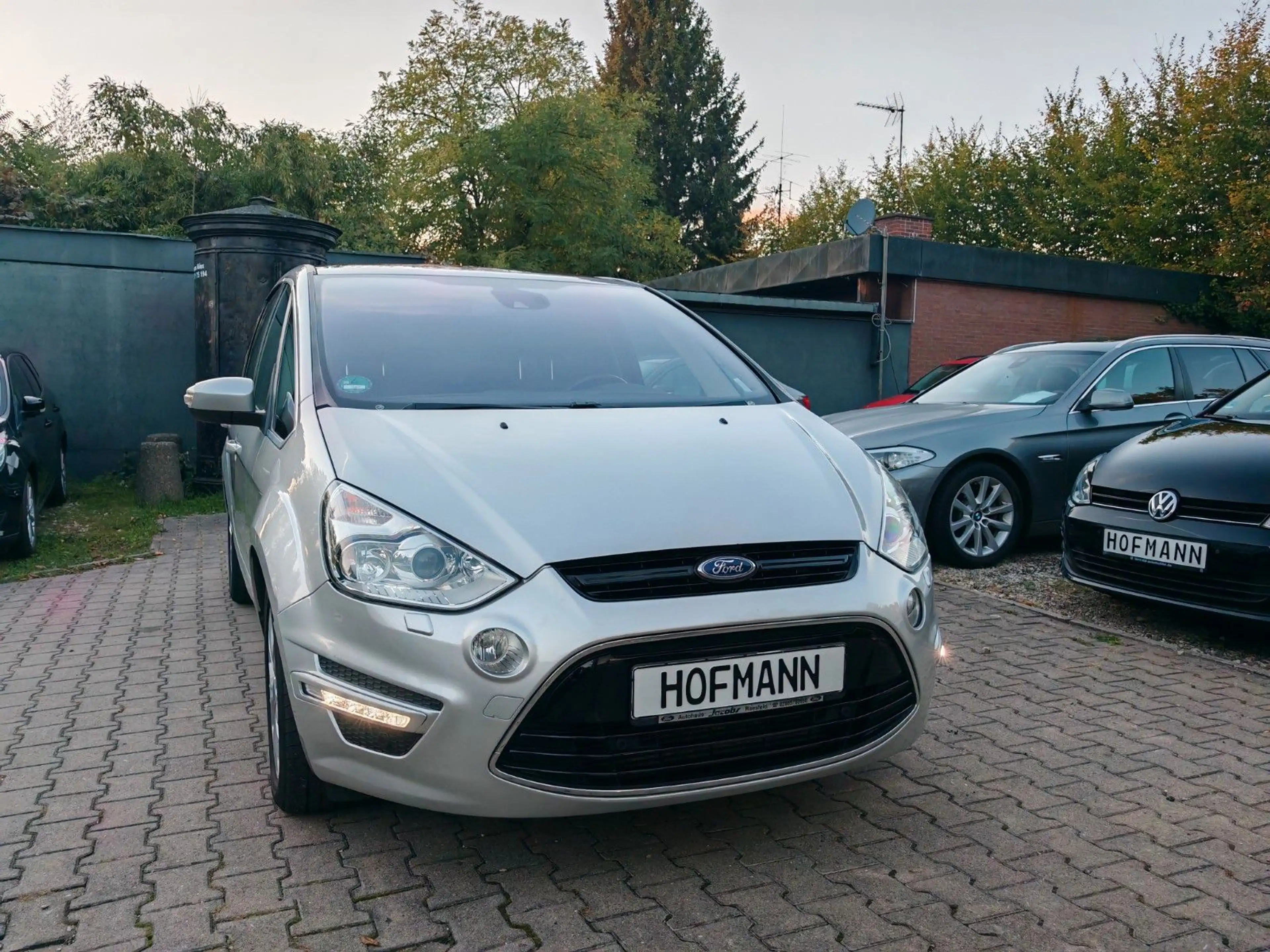 Ford S-Max Titanium 2.2 D 147 KW 200 PS Automatik — photo 10