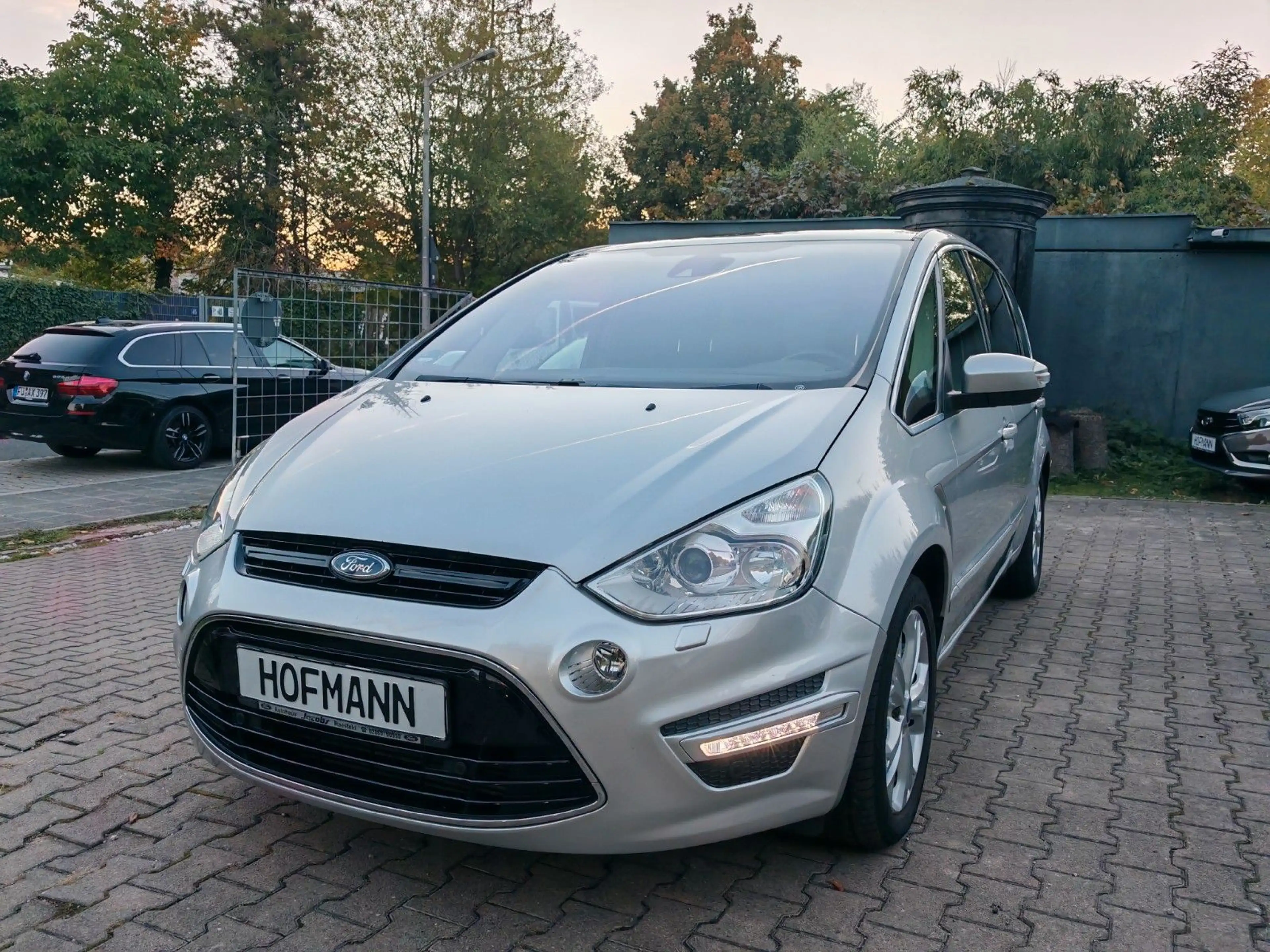 Ford S-Max Titanium 2.2 D 147 KW 200 PS Automatik — photo 9