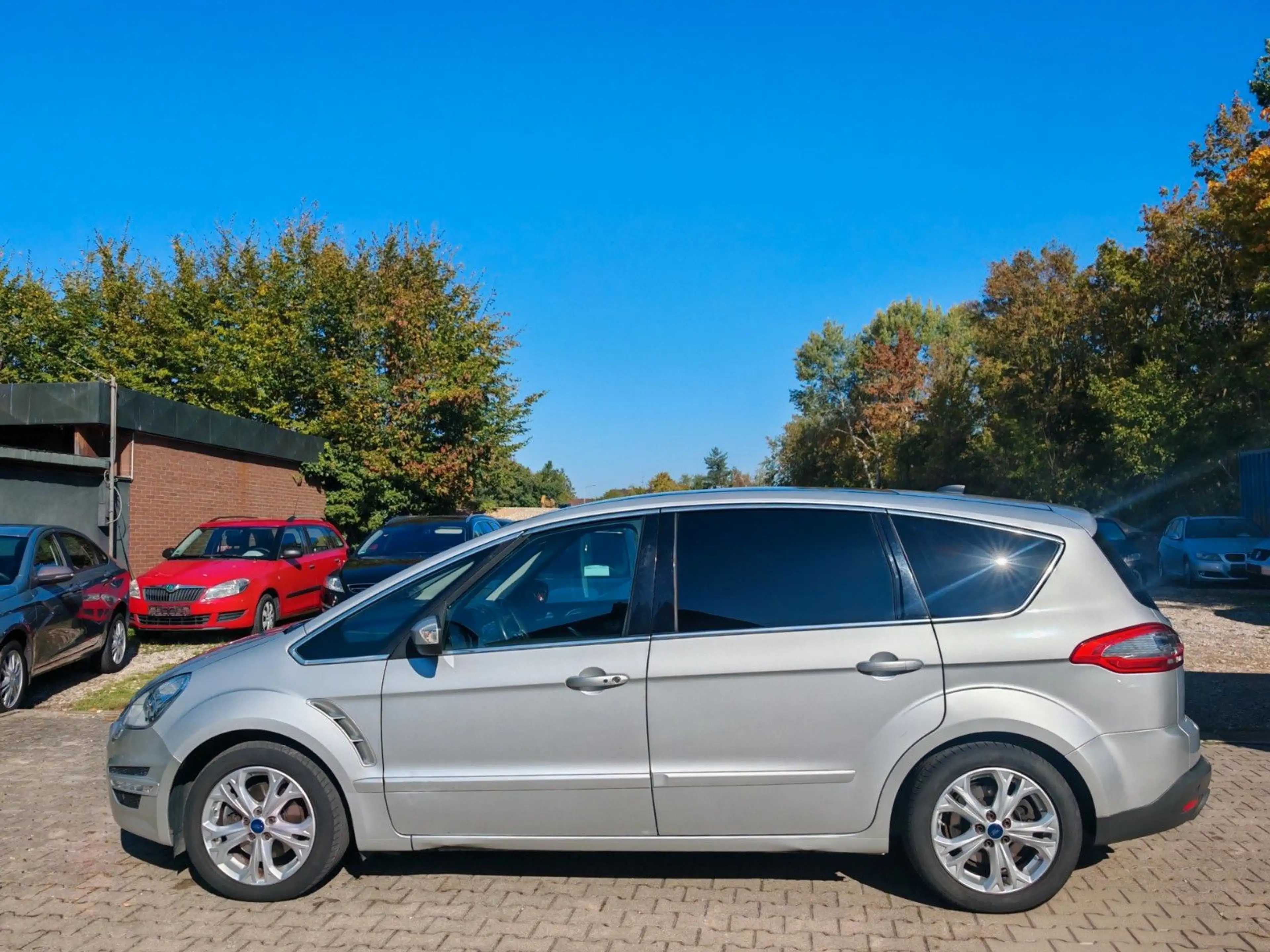 Ford S-Max Titanium 2.2 D 147 KW 200 PS Automatik — photo 6