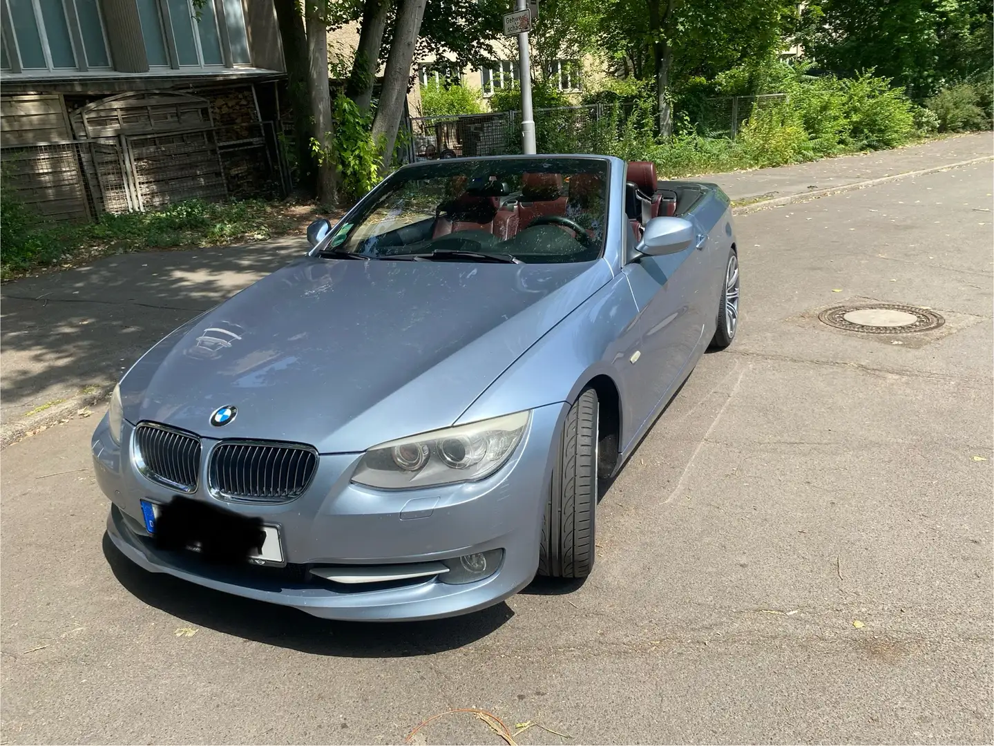 BMW 325 325i Cabrio - 1