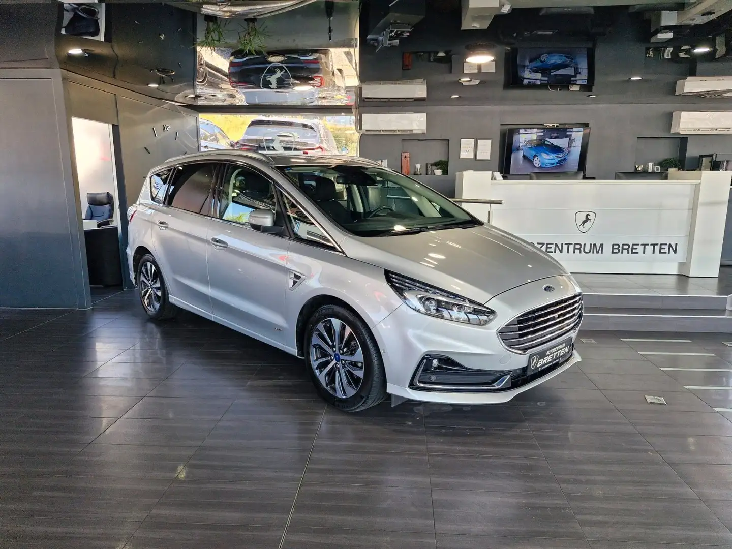 Ford S-Max S-MAX Titanium AWD Navi*AHK*ACC Argent - 1