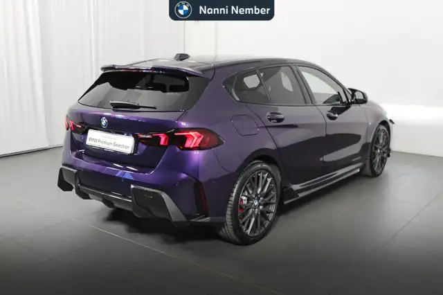 BMW 1 Series view 3