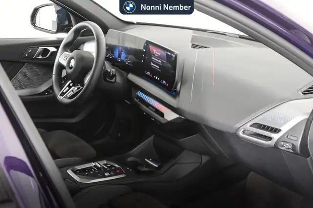 BMW 1 Series view 8