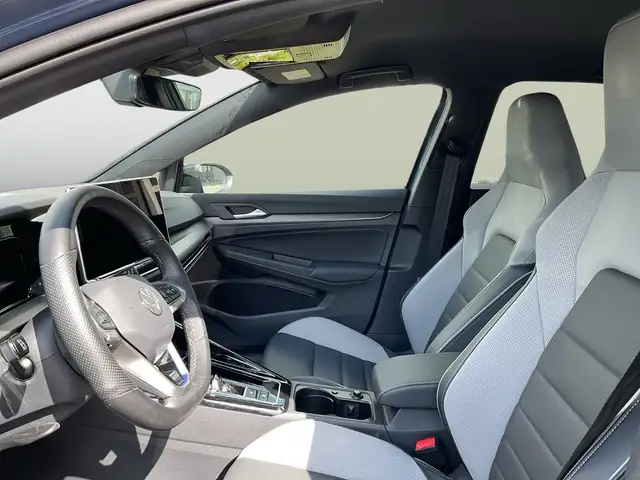 Volkswagen Golf view 10