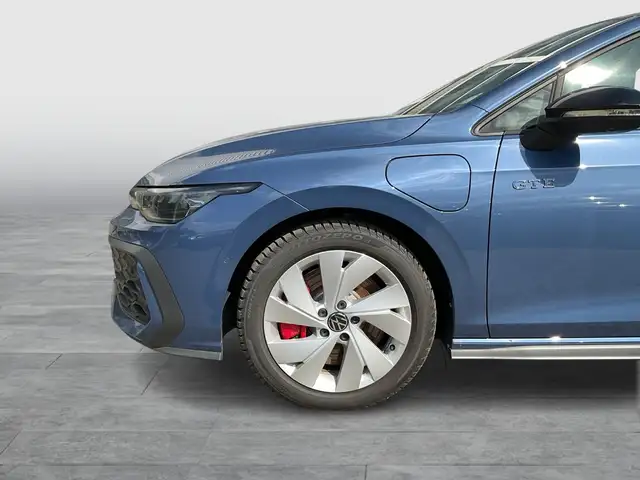 Volkswagen Golf view 9