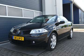 Coupé-Cabriolet 1.9 dCi Dynamique youngtimer !