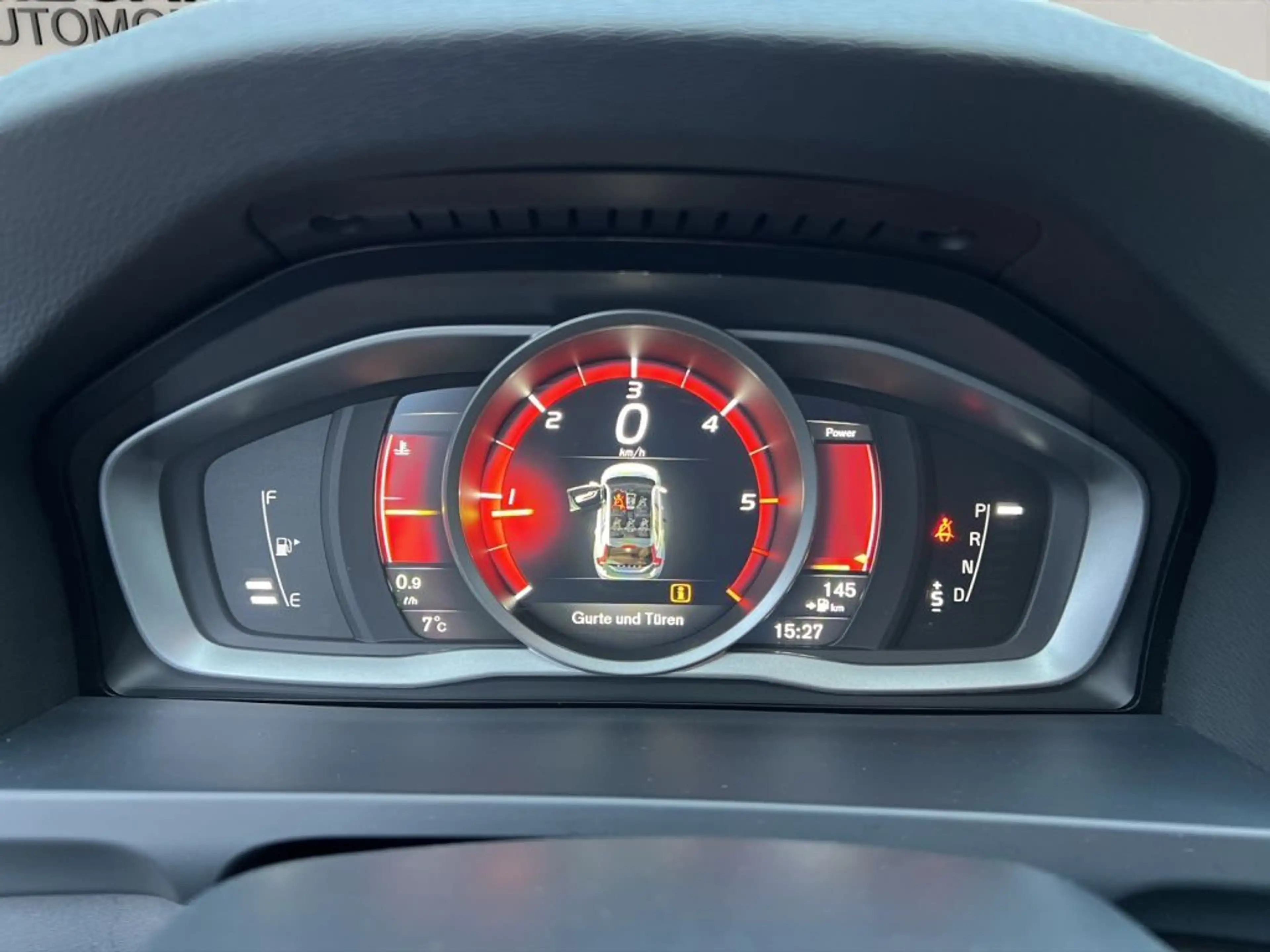 Volvo V60 Cross Country D4+KLIMA+LED+RADIO+RFK+ — photo 13
