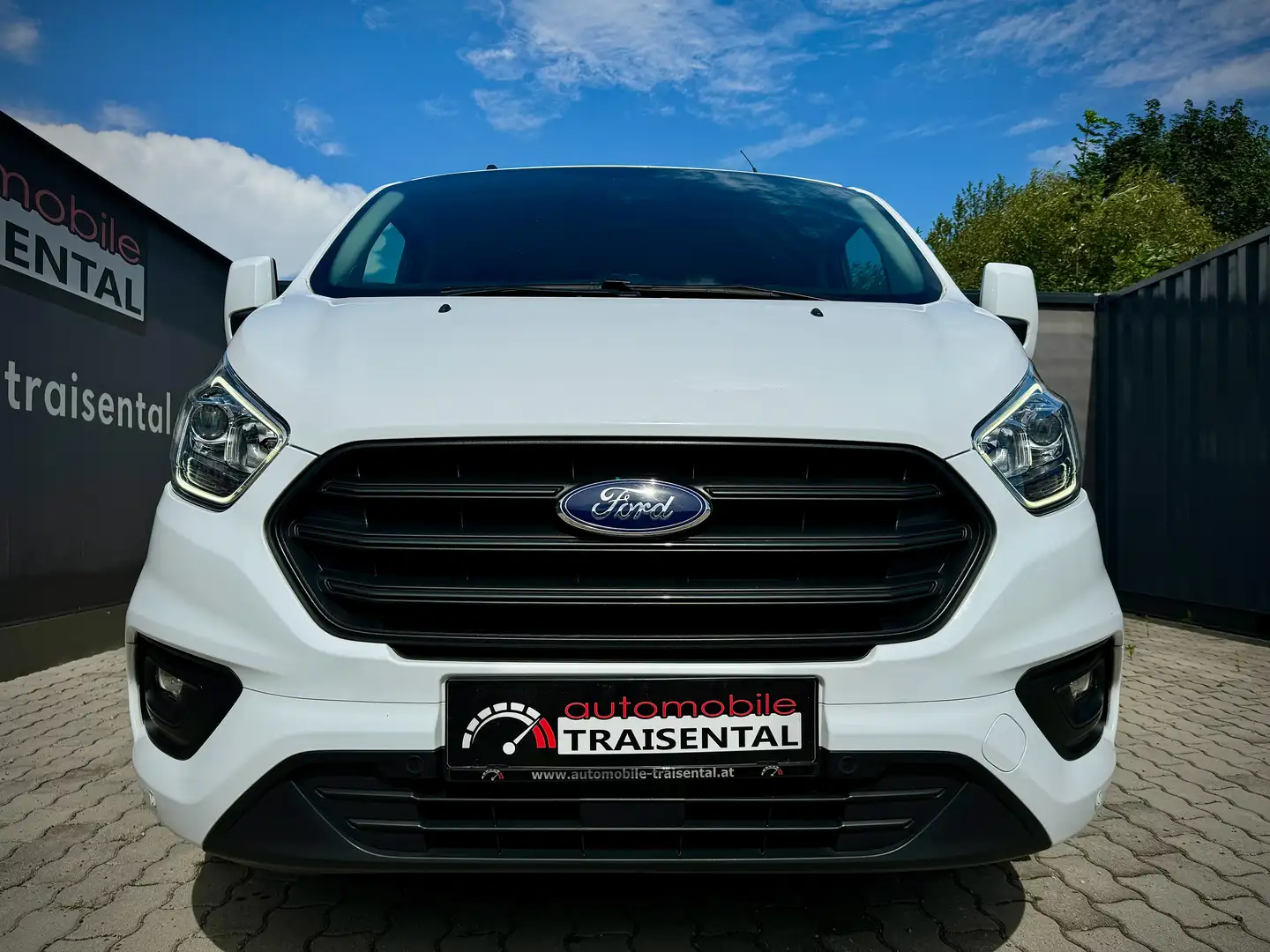 Ford Transit Custom Kasten 2,0 TDCi L1H1 300 Trend Weiß - 2