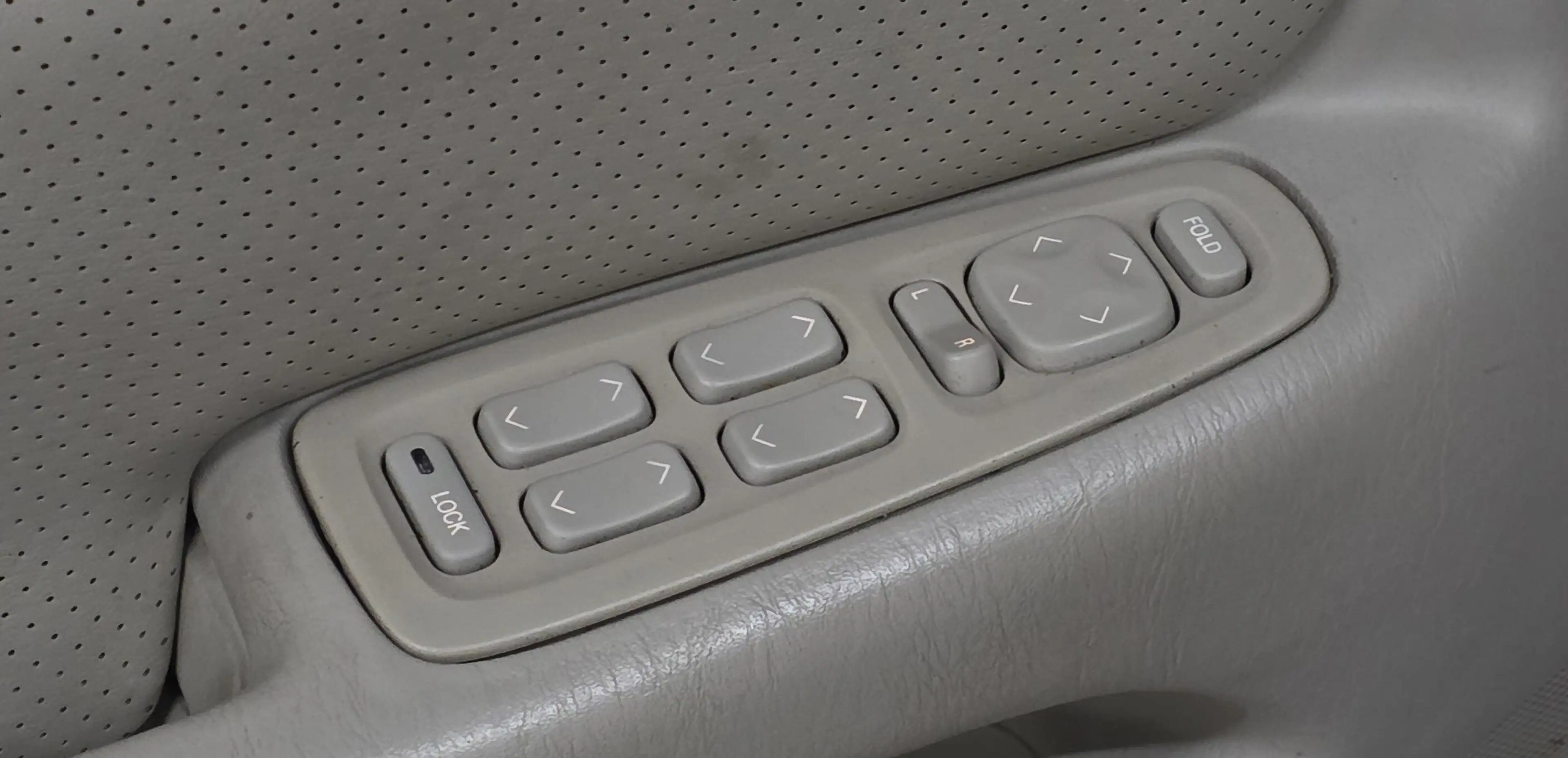 Cadillac Seville 4.6-V8 STS Northstar 305PK Trekhaak Xenon Pano Moo — photo 26