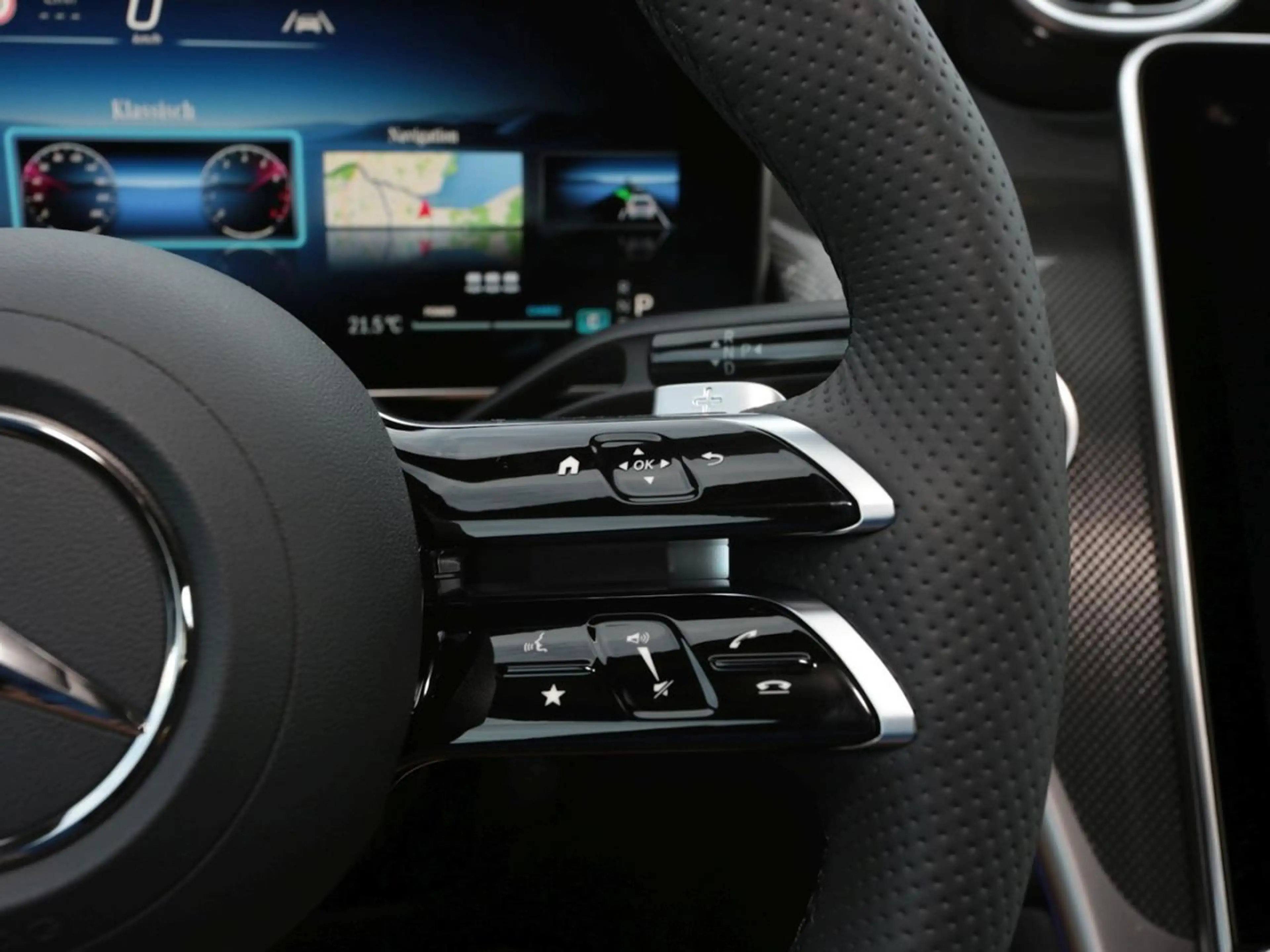 Mercedes-Benz GLC 220 d 4MATIC AMG Distronic Memory 360° AHK — photo 10