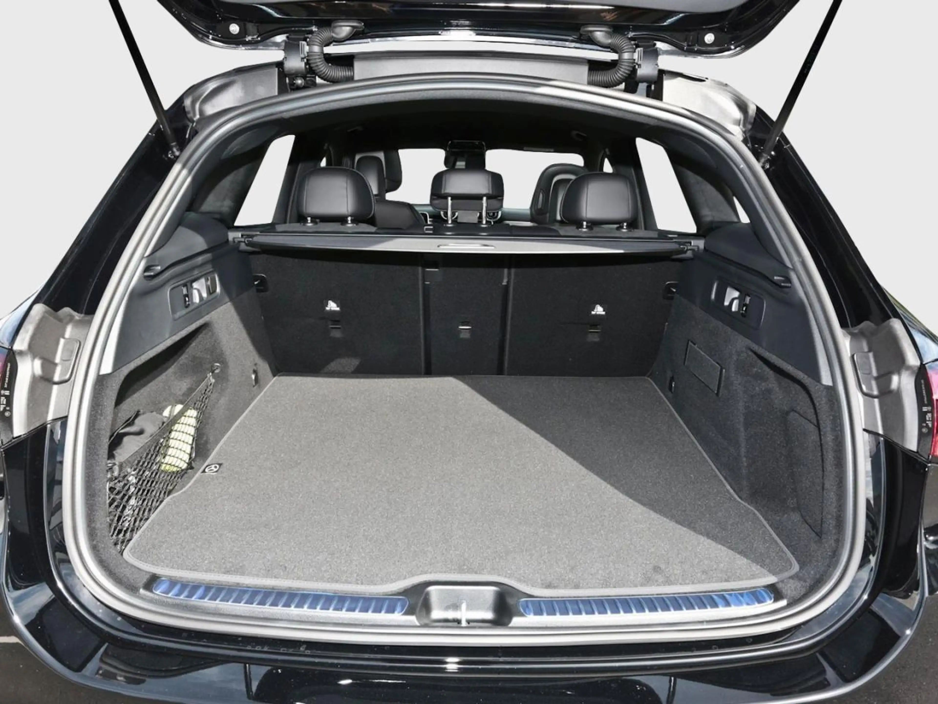 Mercedes-Benz GLC 220 d 4MATIC AMG Distronic Memory 360° AHK — photo 6