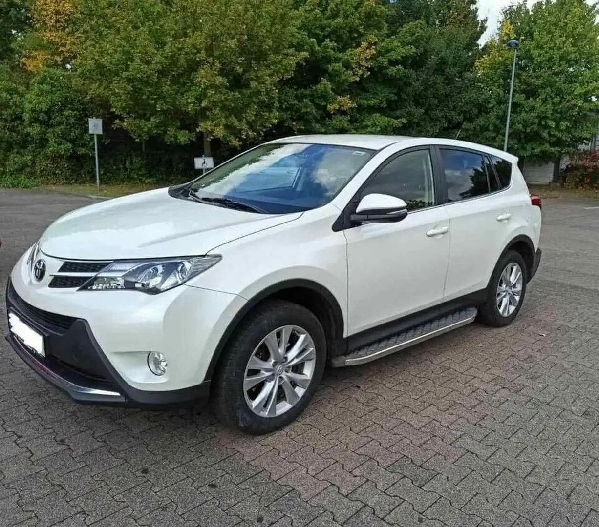 Toyota RAV 4 2.2 D-4D 4x4 Life Weiß - 1