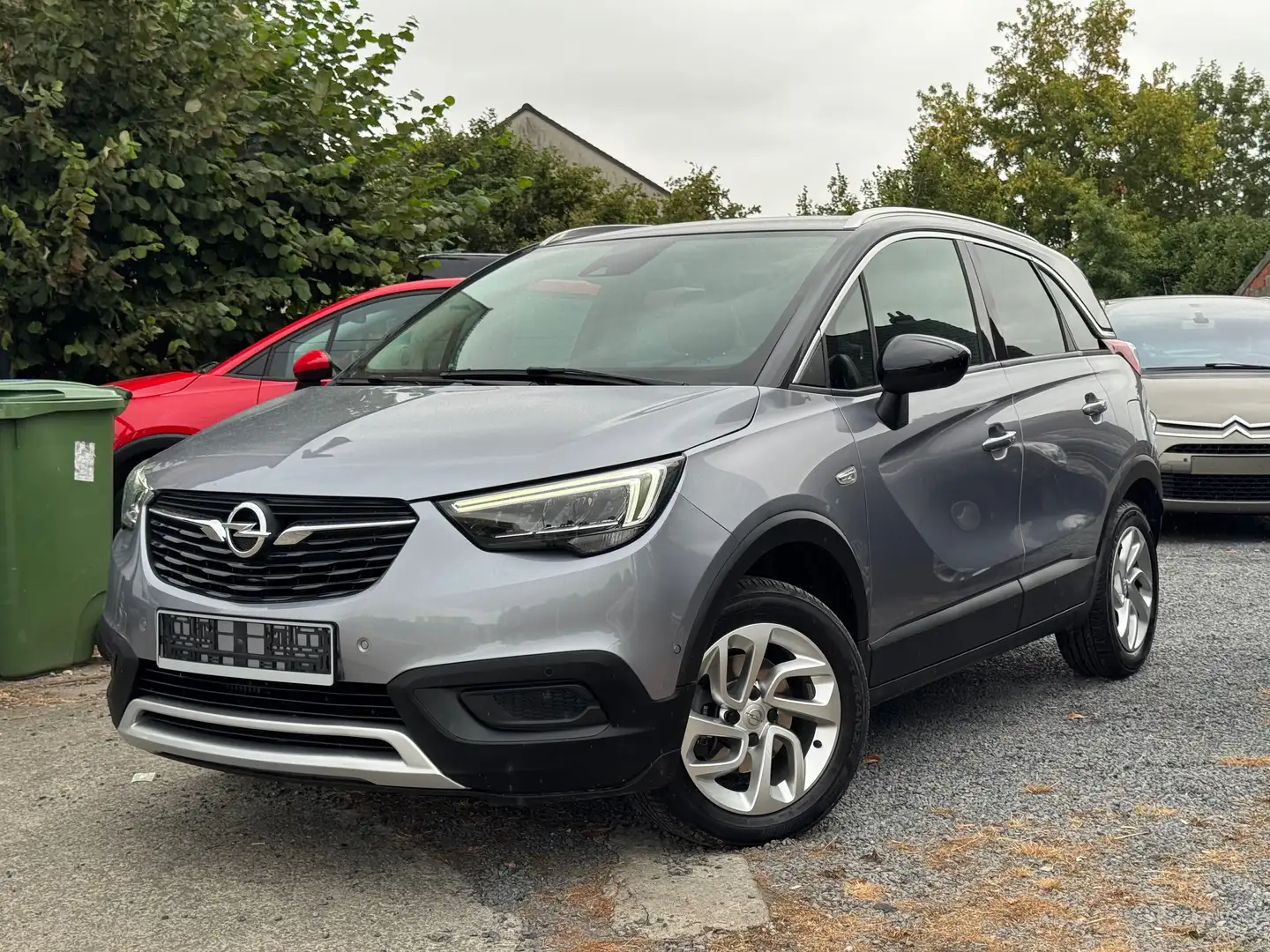 Opel Crossland X Crossland X 1.2 Start/Stop Automatik Innovation Plateado - 1