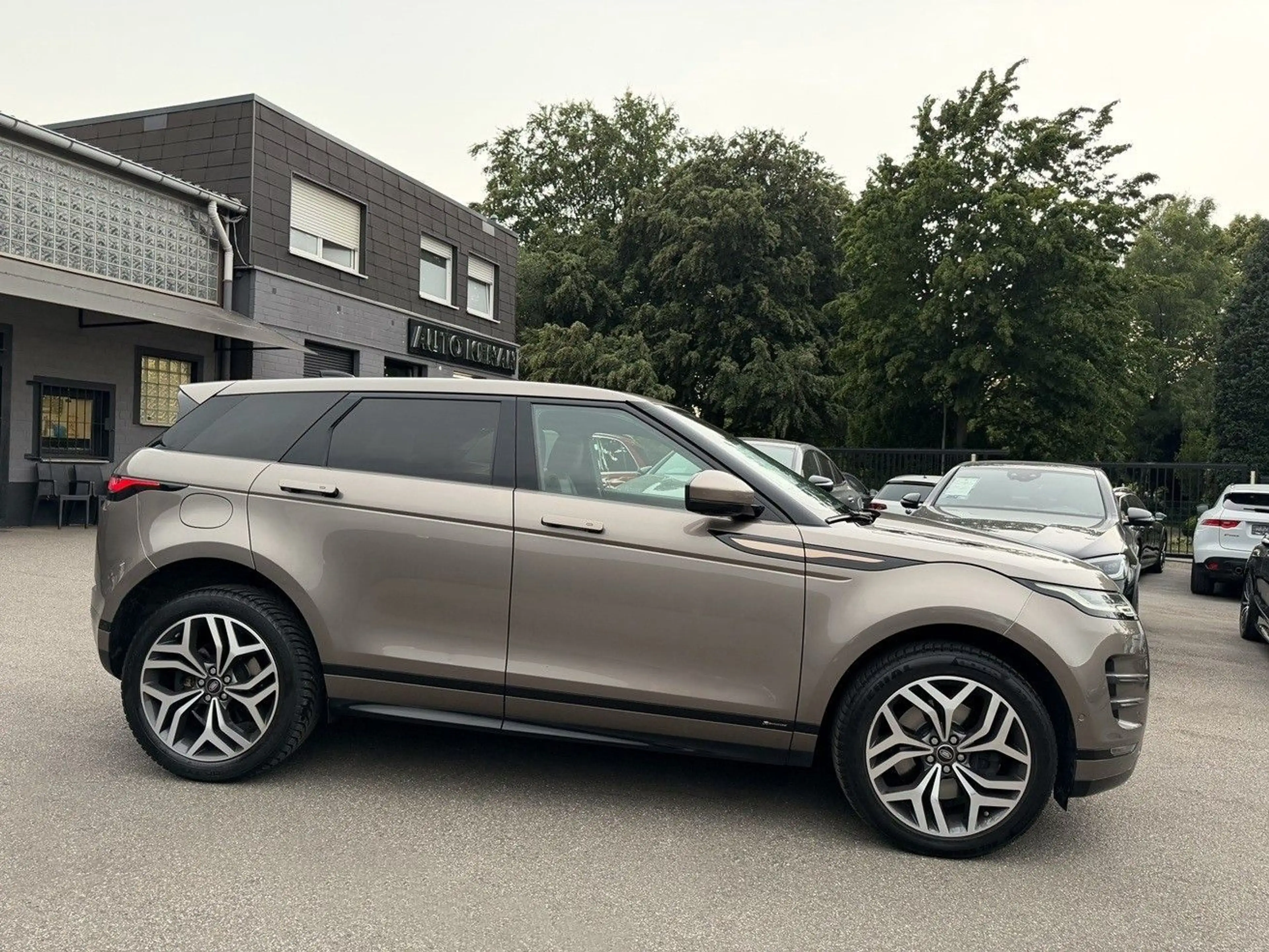 Land Rover Range Rover Evoque Evoque D240 R-Dynamic SE Pano/Leder/virtual/AHK — photo 7