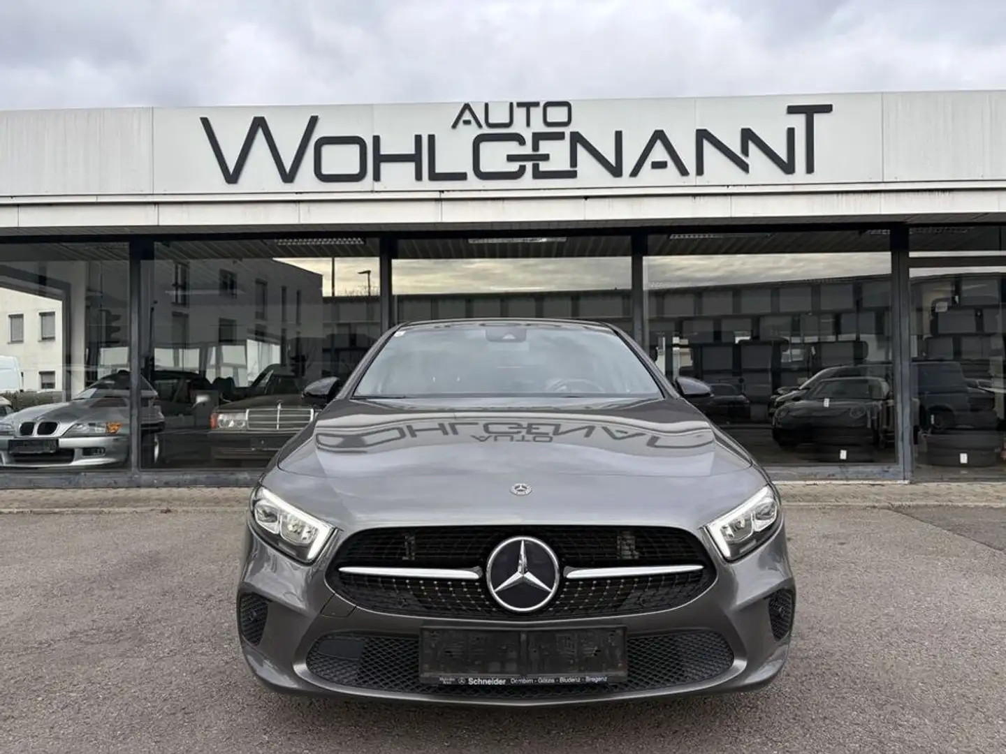 Mercedes-Benz A 180 d (177.003) Grau - 1