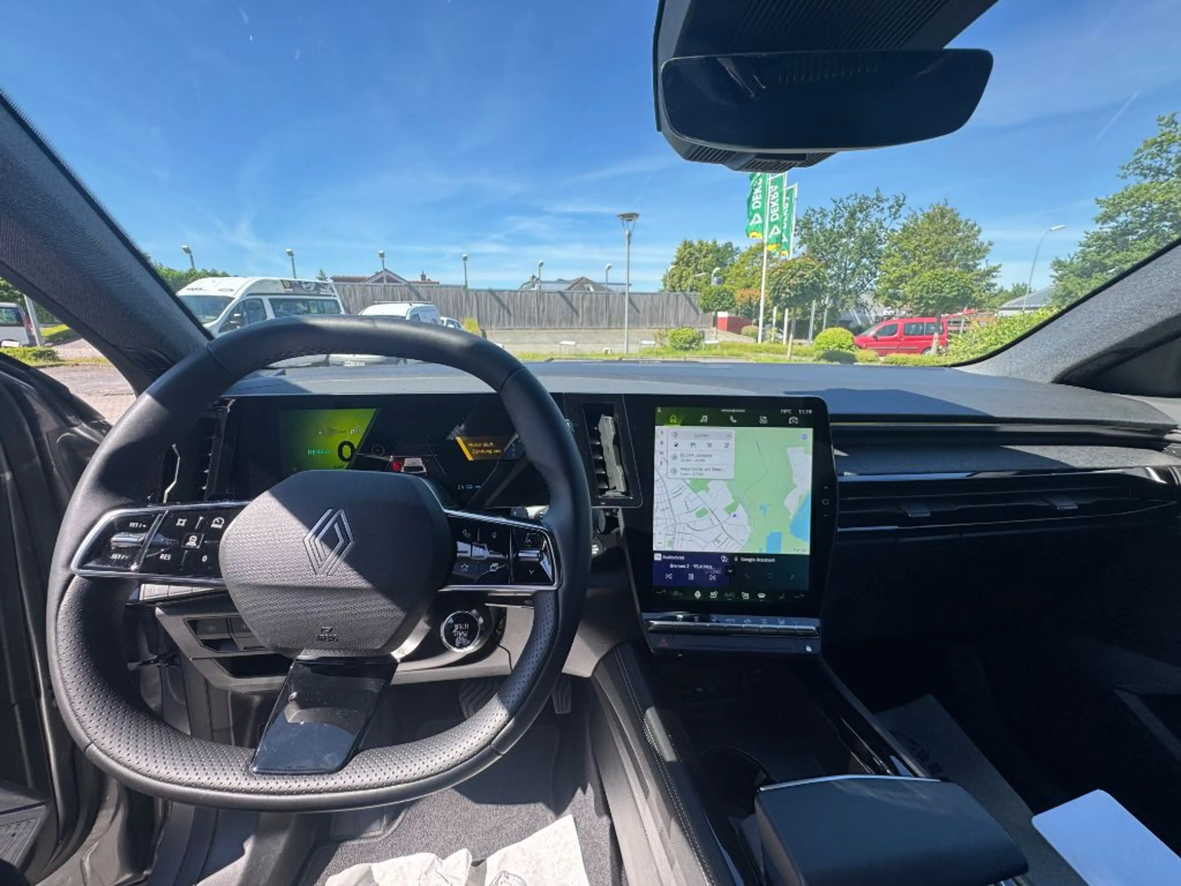 Renault Rafale E-TECH Full Hybrid 200 Techno — photo 13