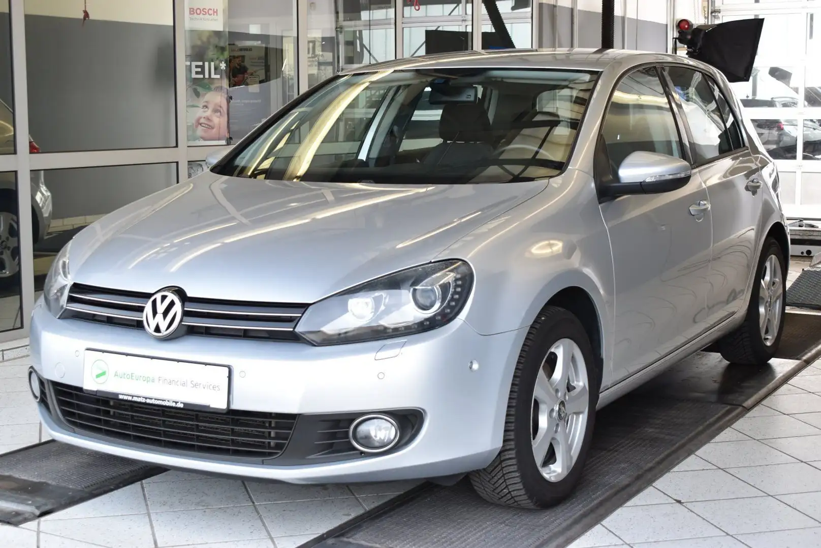 Volkswagen Golf VI 2.0 TDI Comf. SHZ*PDC*Xenon*Tempomat Silber - 1