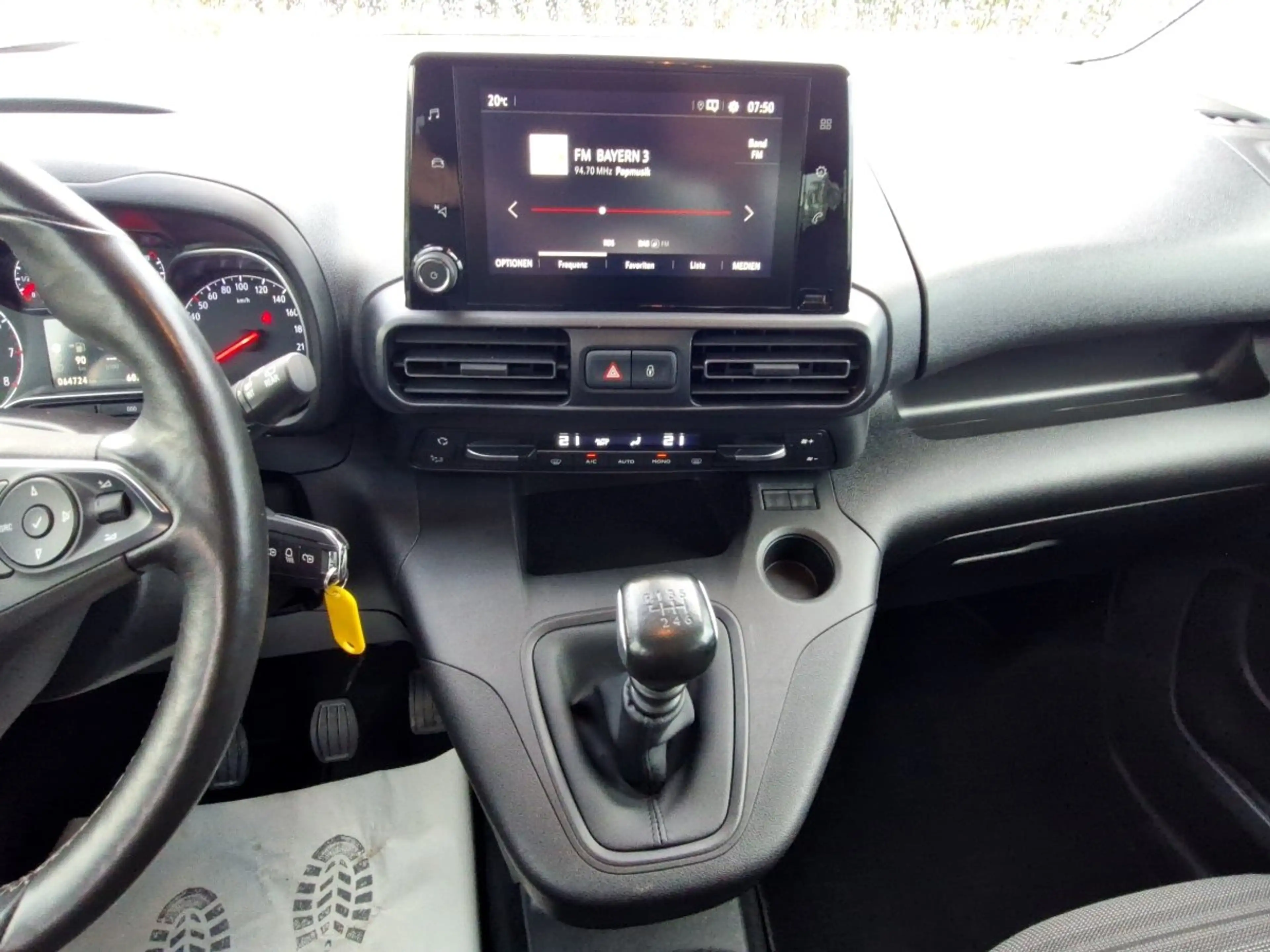 Opel Combo Life 1.2 Turbo Edition AHK|RÜCKFAHRKAMERA — photo 11
