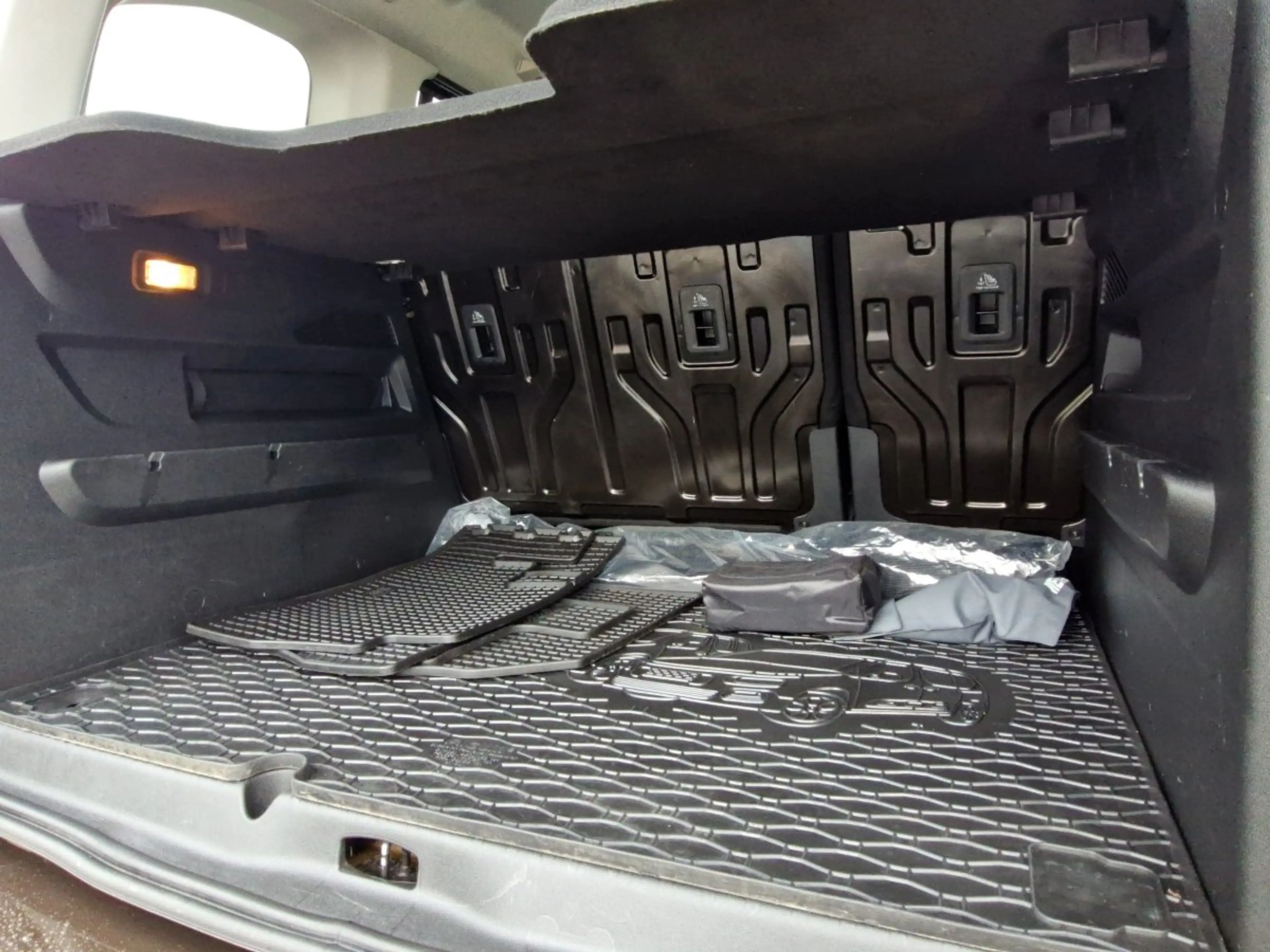 Opel Combo Life 1.2 Turbo Edition AHK|RÜCKFAHRKAMERA — photo 14