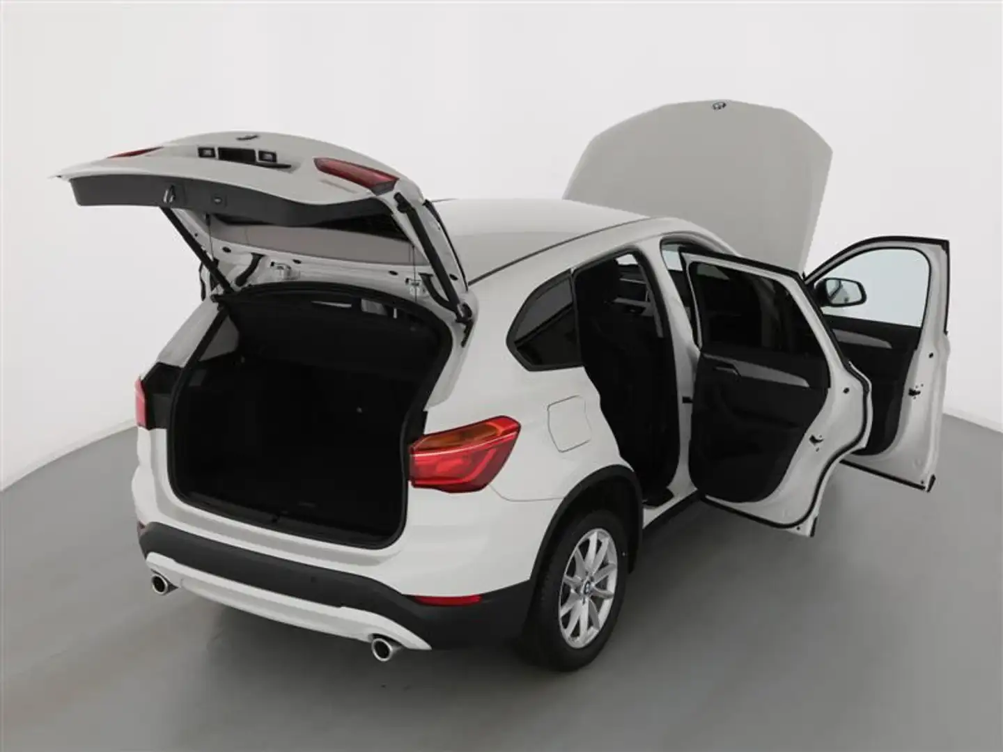 BMW X1 Advantage Weiß - 2
