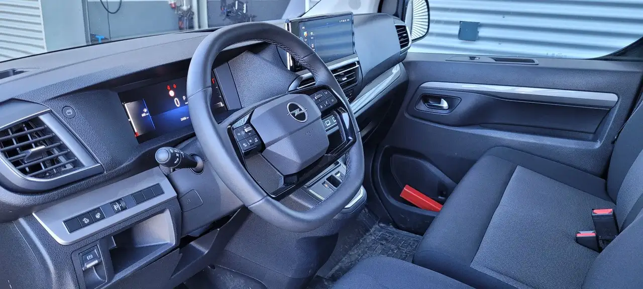 Opel Zafira Edition XL 2.0l Diesel 9-Sitzer 8