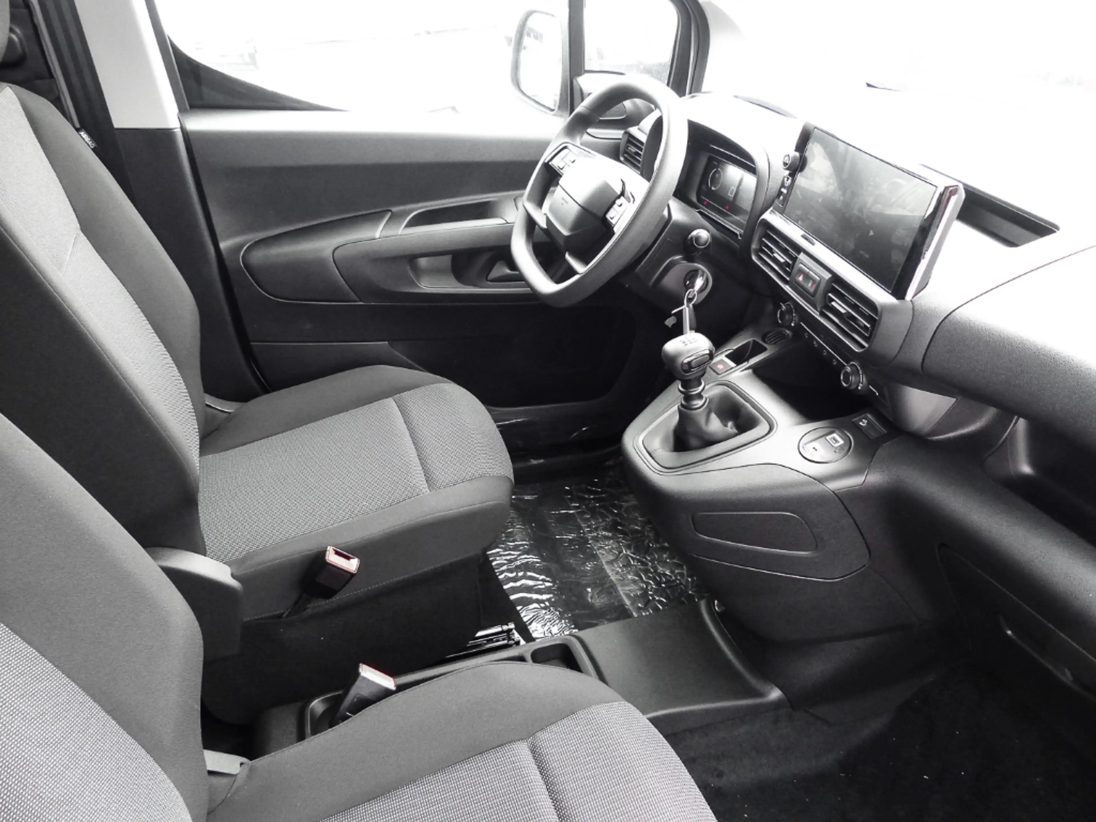 Fiat Doblo Kastenwagen M 1.5 Diesel 75 kW — photo 5