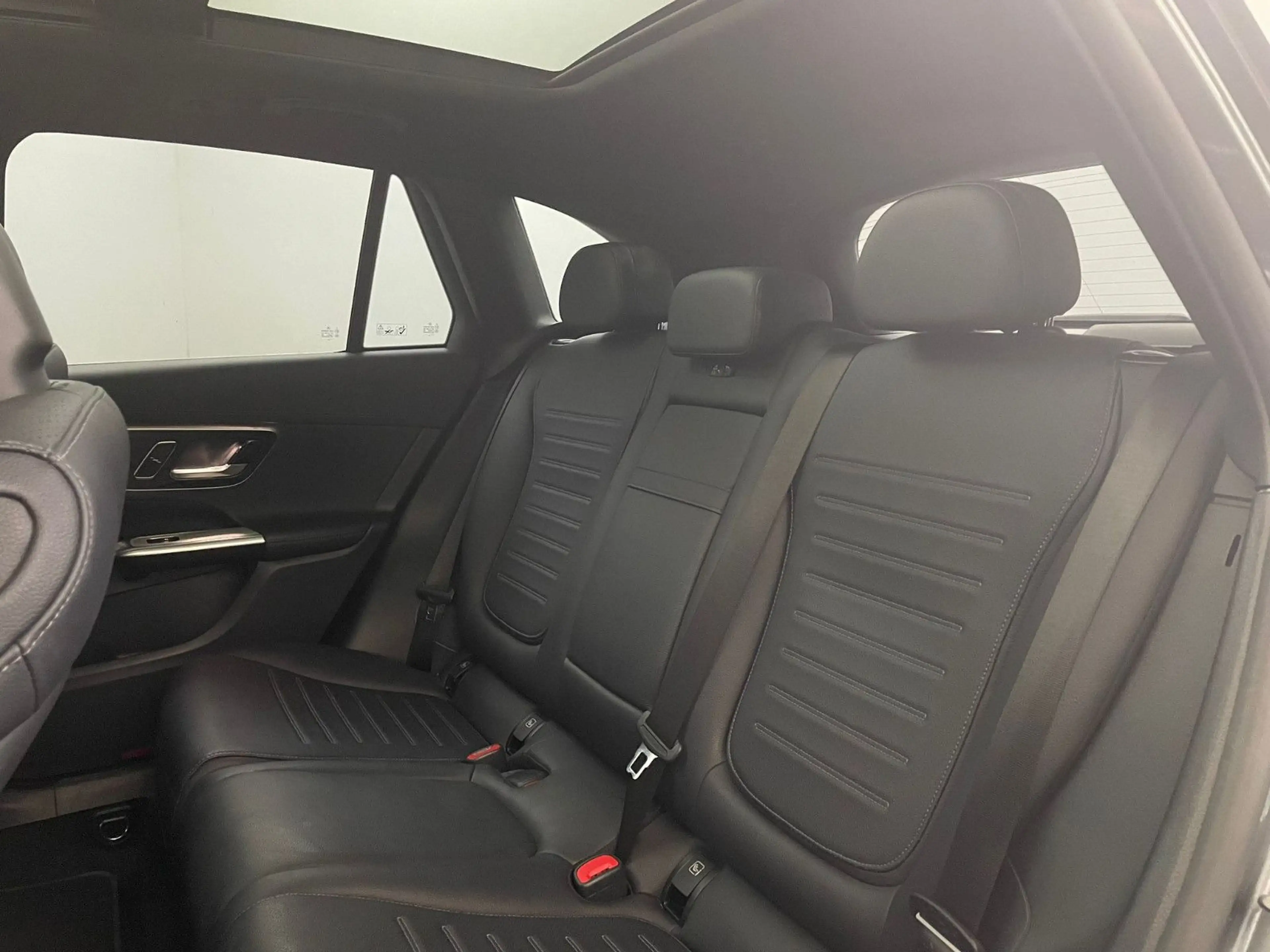 Mercedes-Benz GLC 220 d AMG LINE PREMIUM PANO*MEMO*360*HUD*VOLL — photo 15