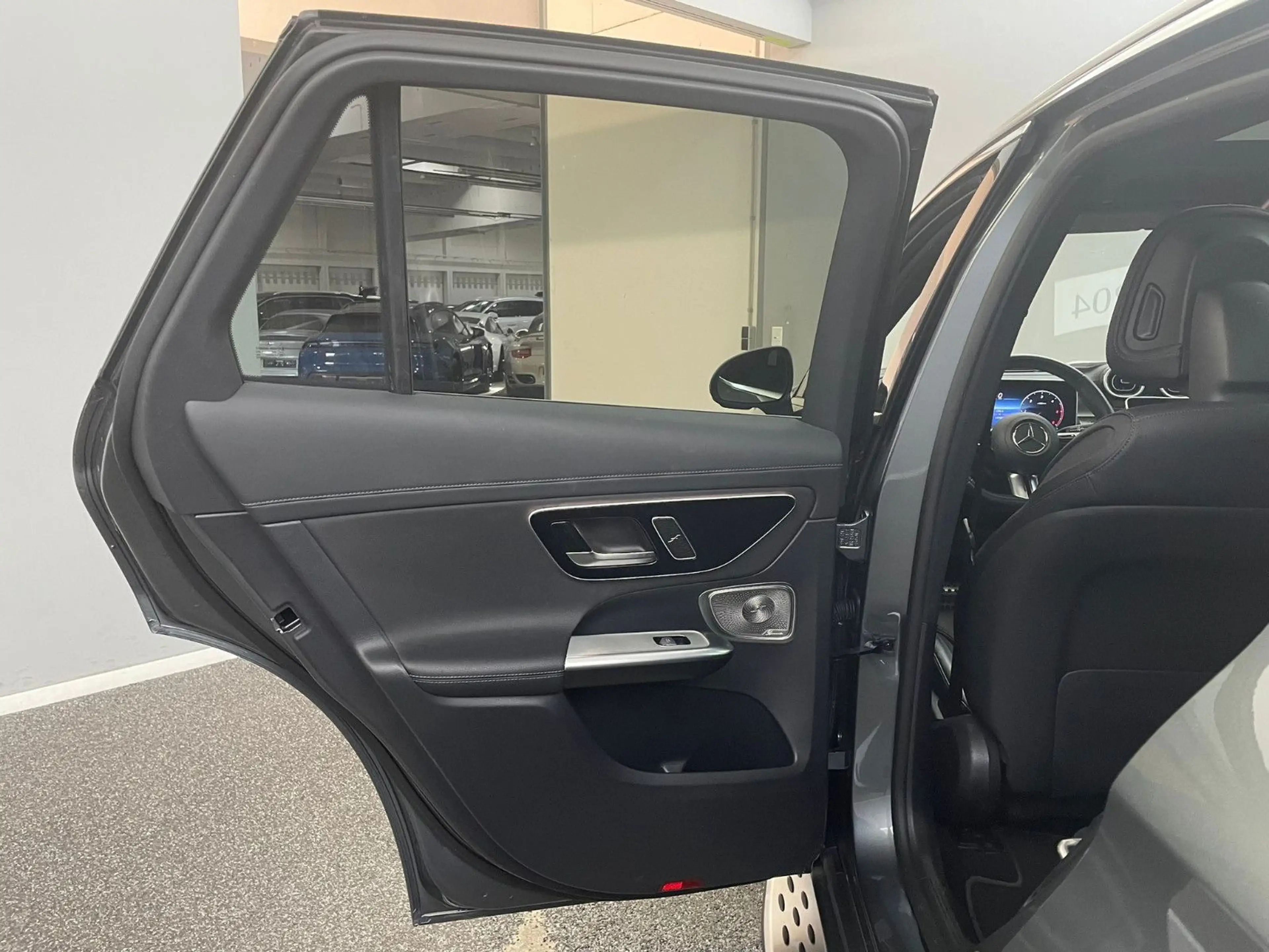 Mercedes-Benz GLC 220 d AMG LINE PREMIUM PANO*MEMO*360*HUD*VOLL — photo 12
