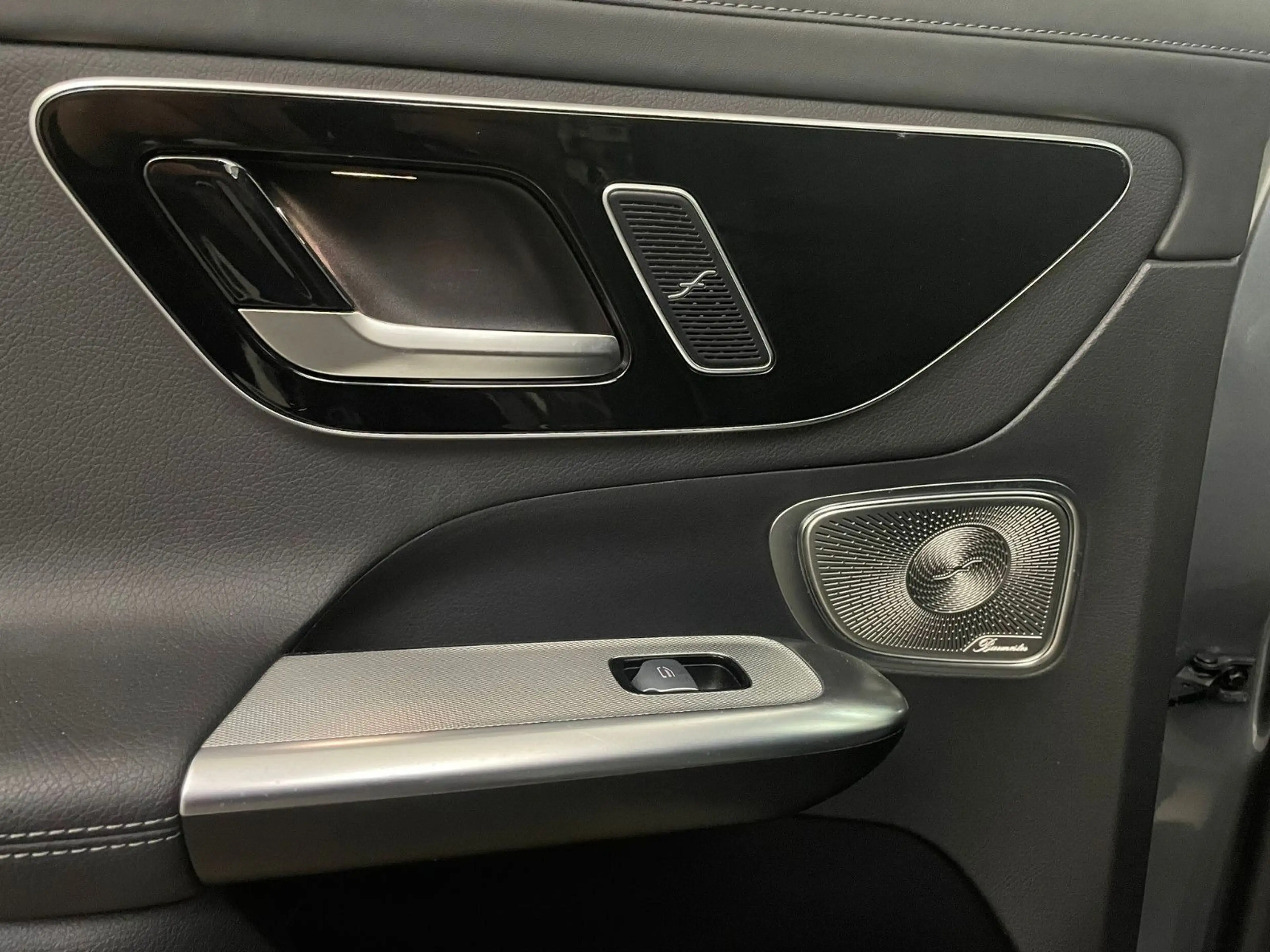 Mercedes-Benz GLC 220 d AMG LINE PREMIUM PANO*MEMO*360*HUD*VOLL — photo 13