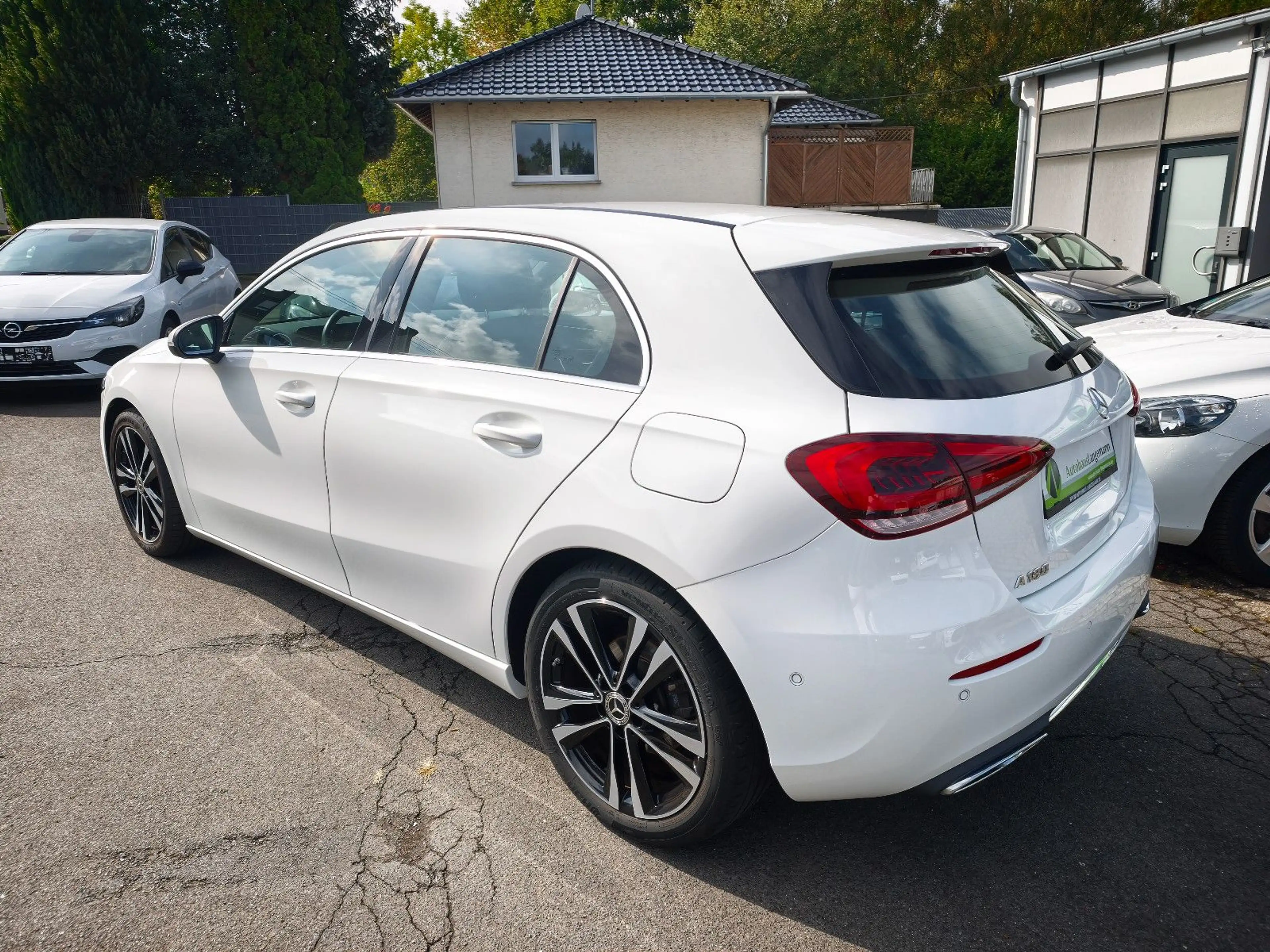 Mercedes-Benz A 180 A180 Edition WIDESCREEN HIGH-LED KAMERA TEILLEDE — photo 9