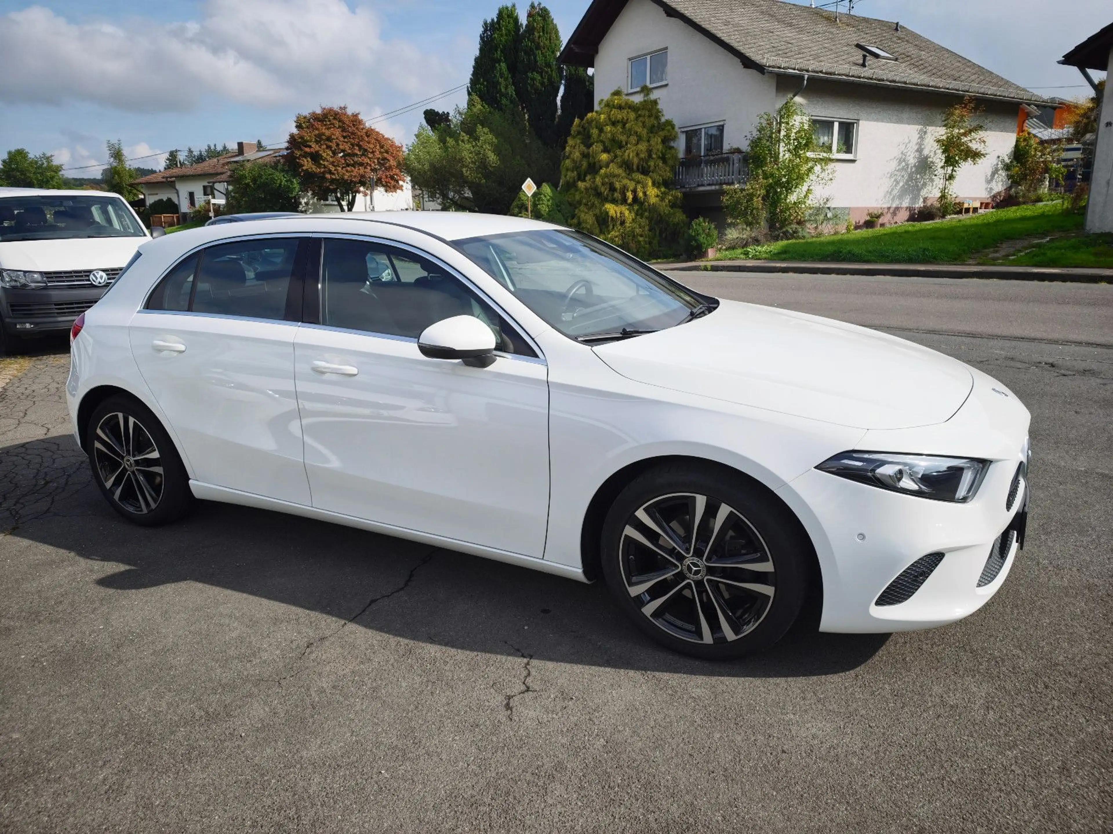 Mercedes-Benz A 180 A180 Edition WIDESCREEN HIGH-LED KAMERA TEILLEDE — photo 5
