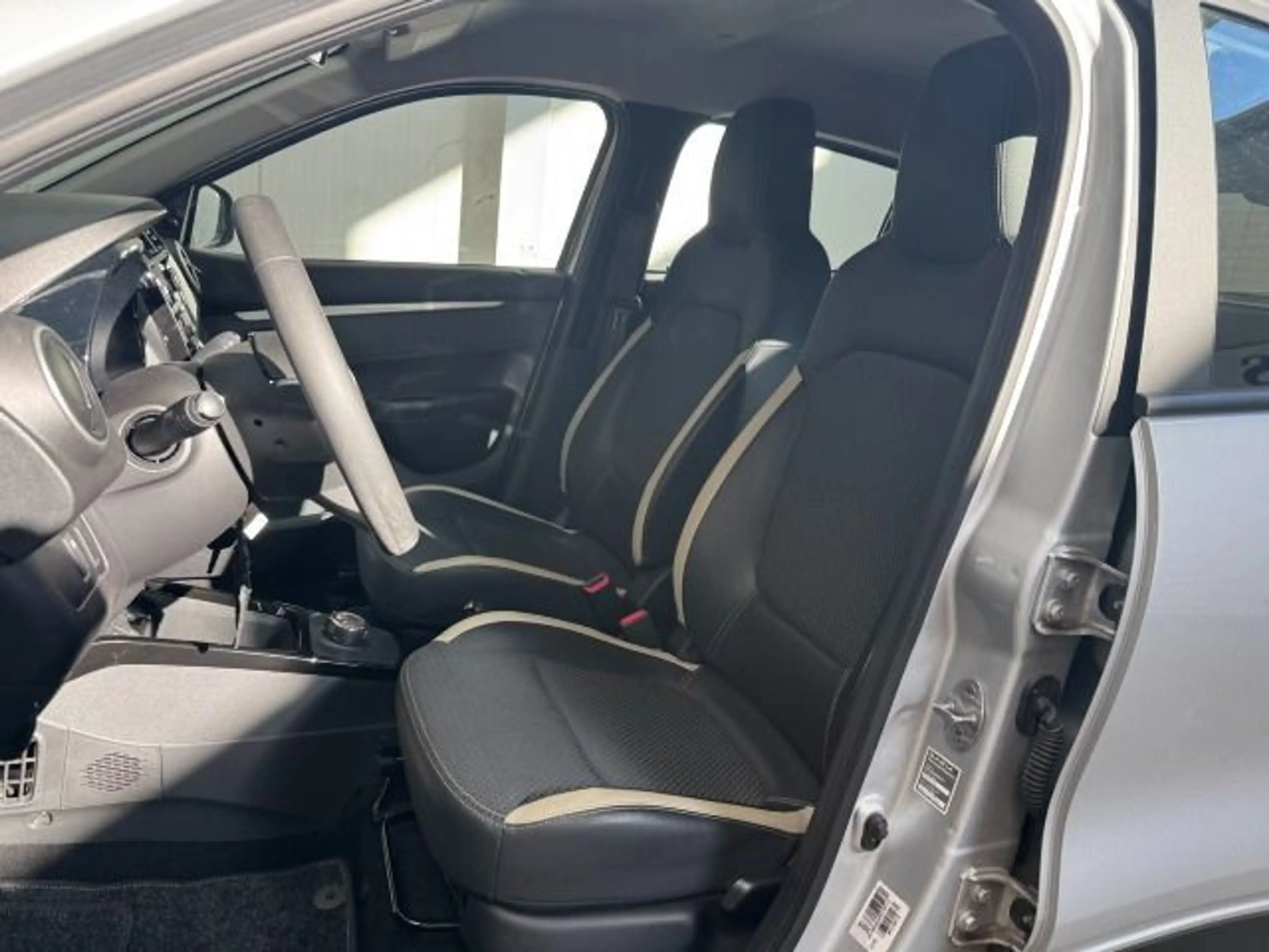 Dacia Spring Electric 45 Essential*Klima*Radio* — photo 14