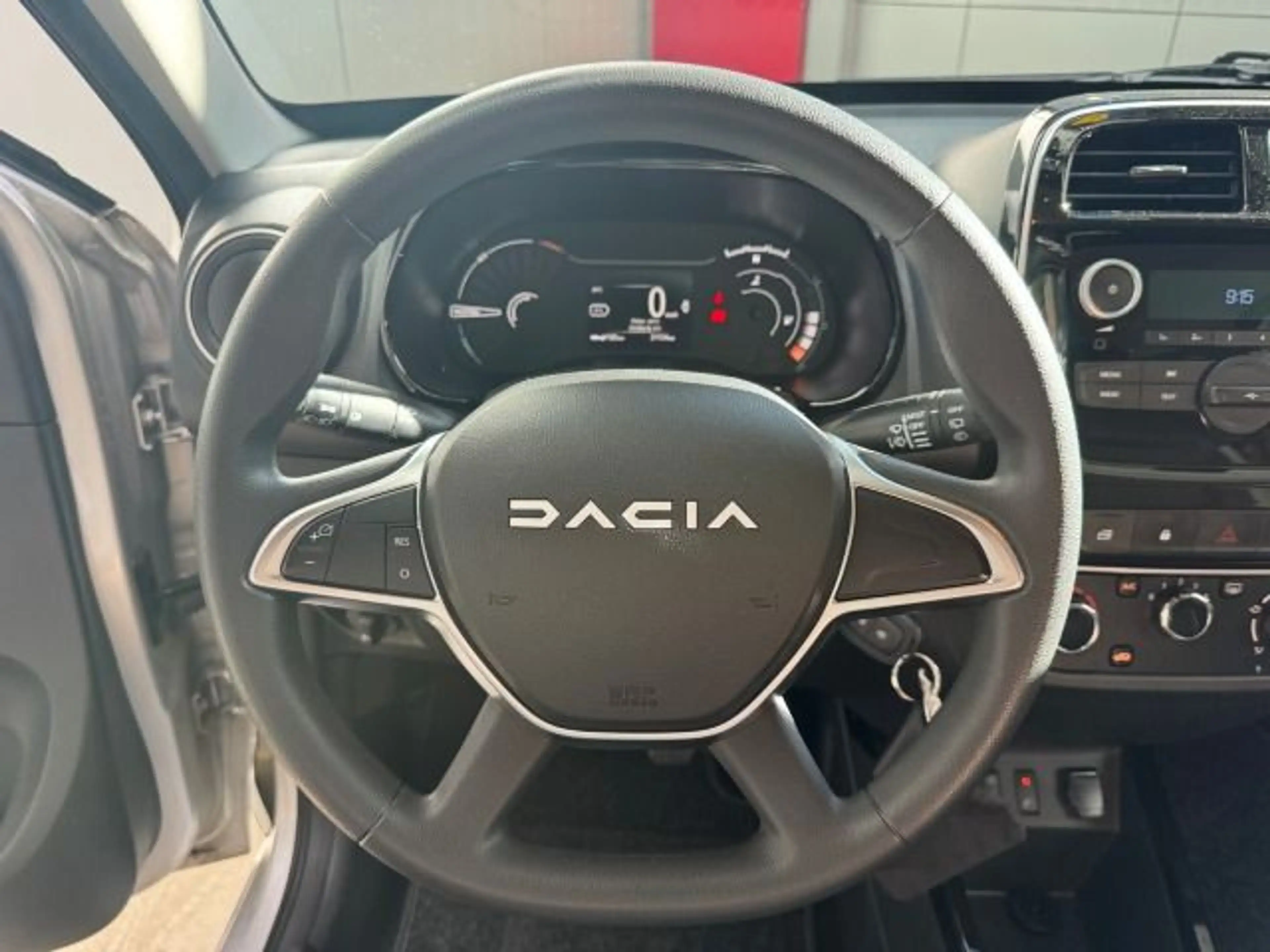 Dacia Spring Electric 45 Essential*Klima*Radio* — photo 10