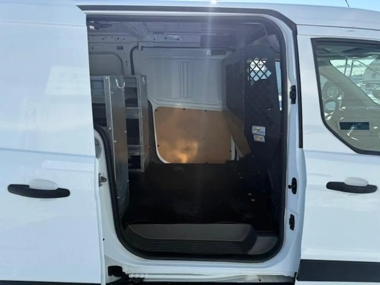 Ford Transit Connect снимка Ford Transit Connect
