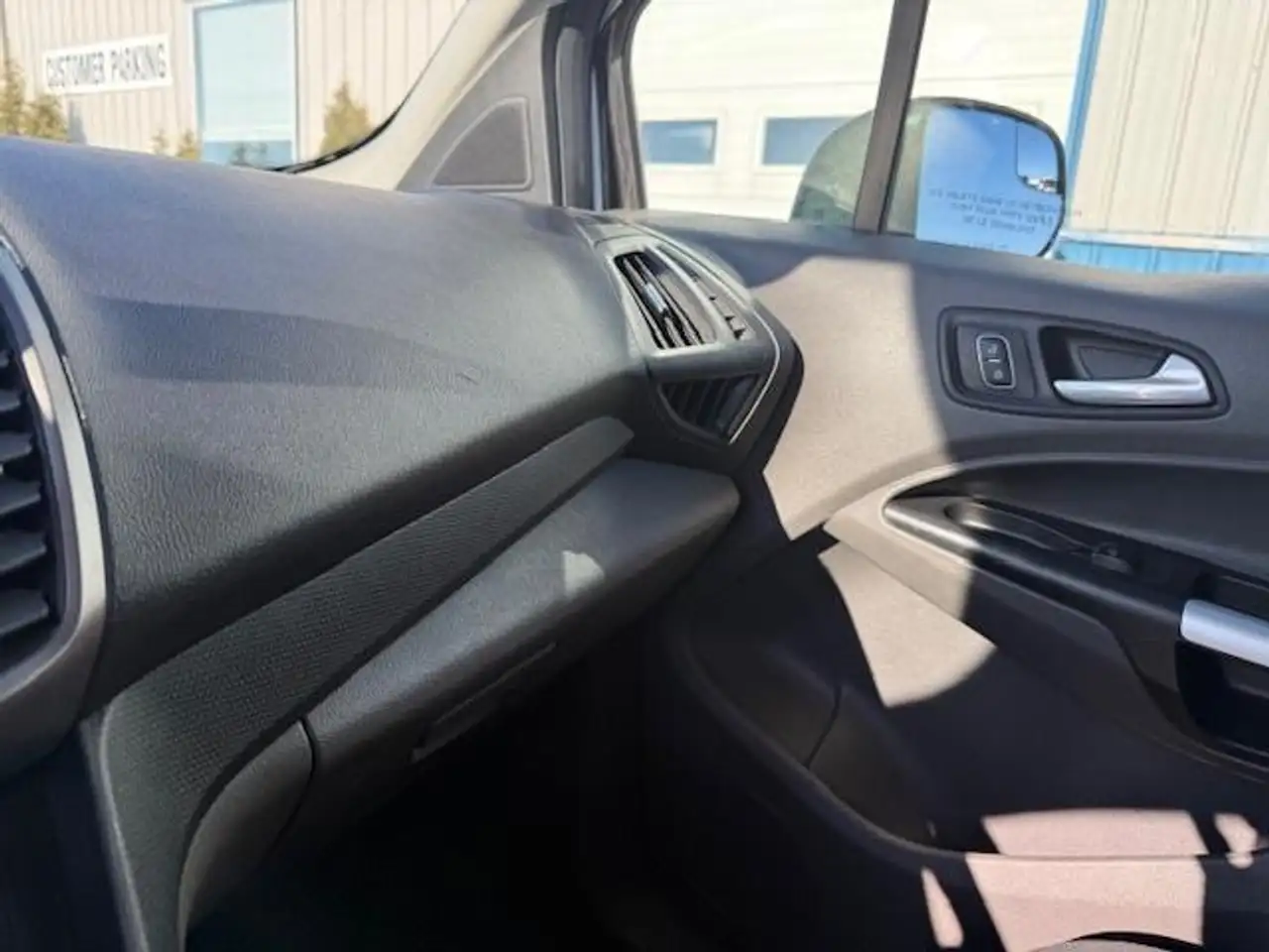 Ford Transit Connect снимка Ford Transit Connect