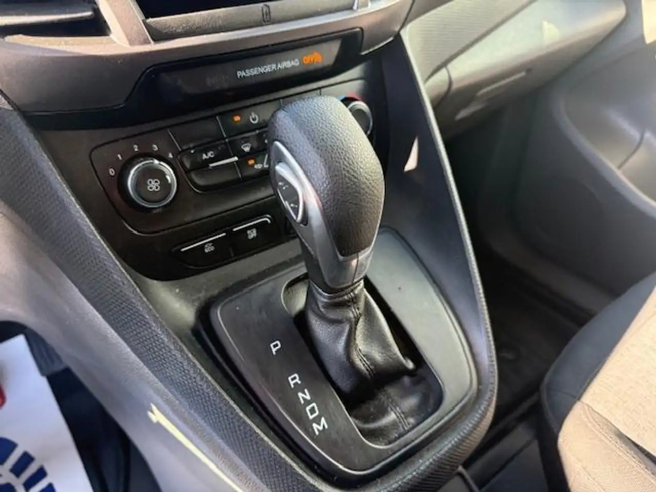 Ford Transit Connect снимка Ford Transit Connect
