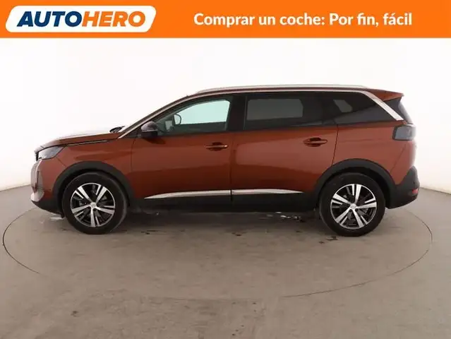 Peugeot 5008 view 3