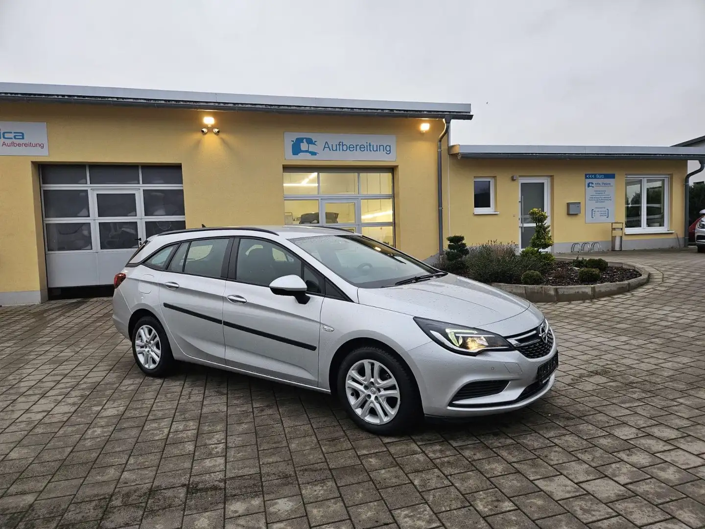 Opel Astra K Sports Tourer Edition*Android*PDC* Silber - 1