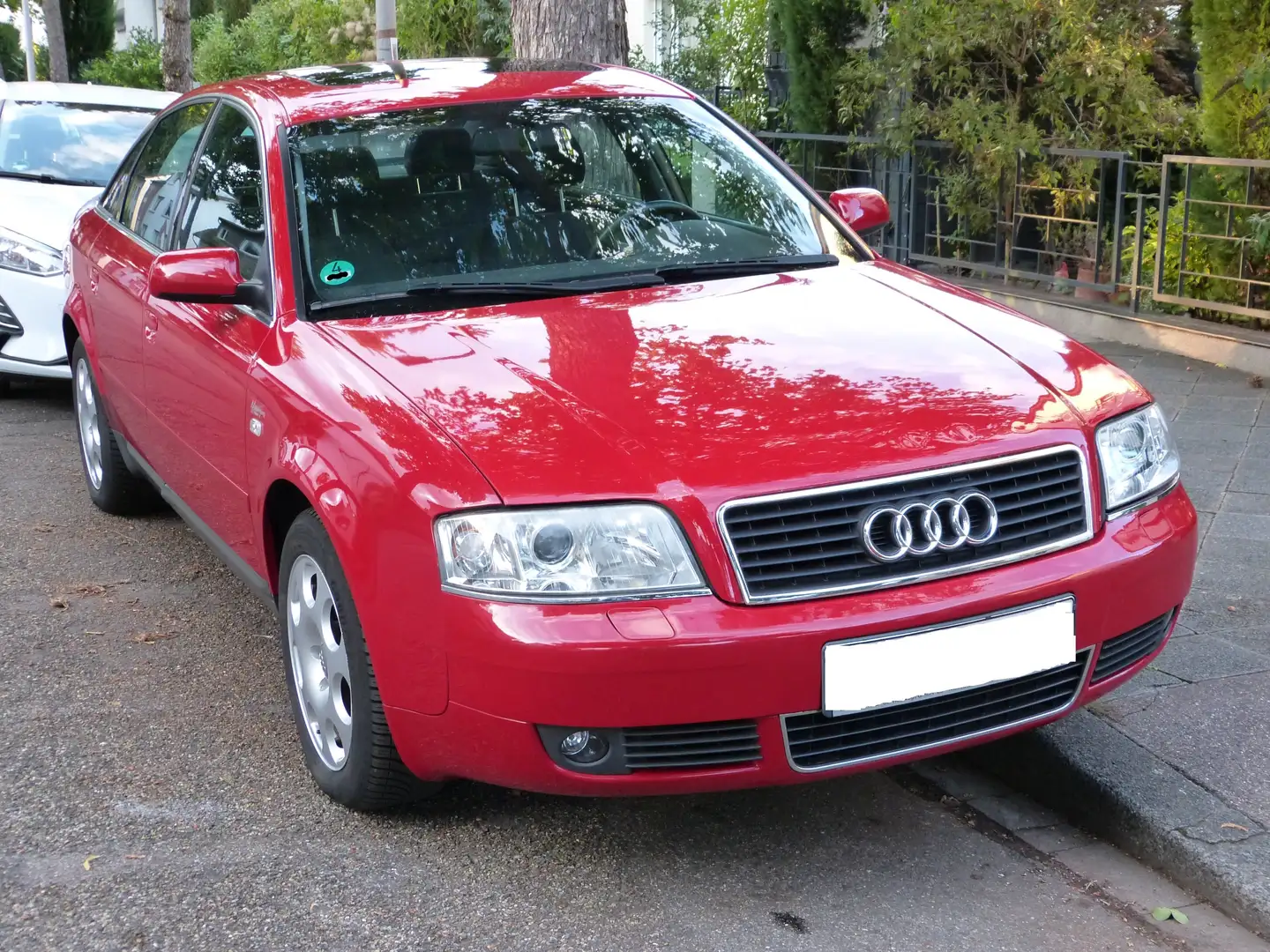 Audi A6 A6 2.4 quattro Red - 1