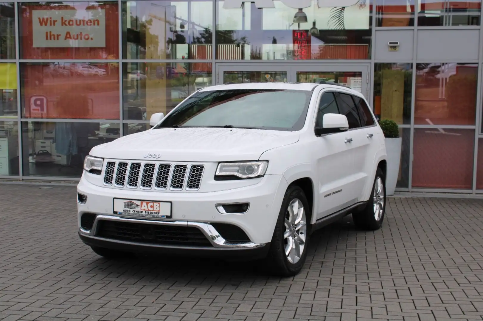 Jeep Grand Cherokee 3.0 CRD Summit Pano Luft AHK Weiß - 2
