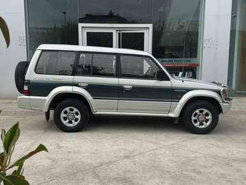 Largo 3.0 V6 GLS Lujo