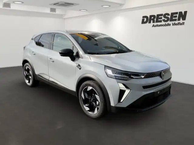 Renault Captur view 2